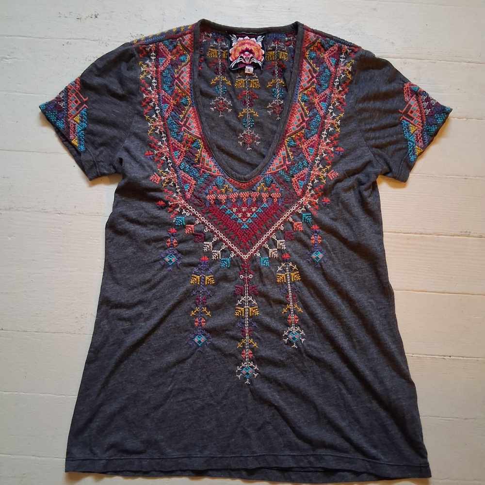 Johnny Was Charcoal Embroidered Short Sleeve Top